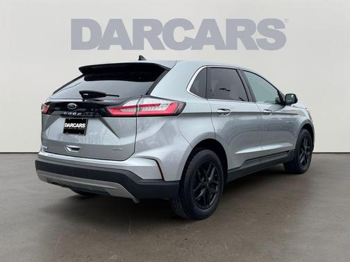 Silver Metallic 2024 Ford Edge SEL