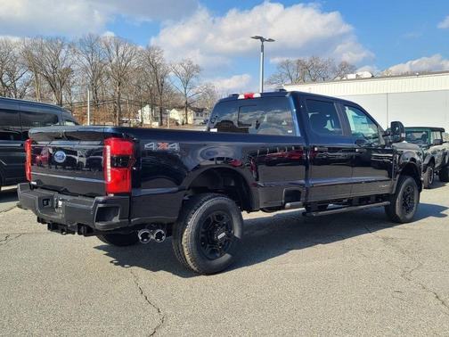 2025 Ford F-350 XL