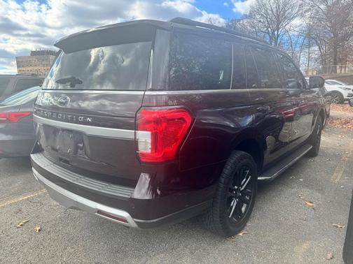 2023 Ford Expedition XLT