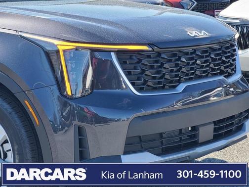2025 Kia Sorento LX