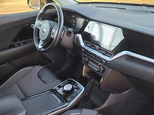 2020 Kia Niro EV EX