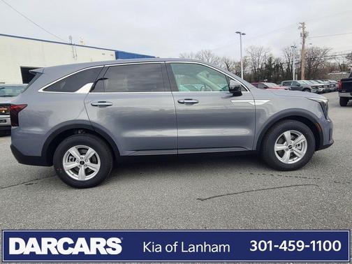 2025 Kia Sorento LX