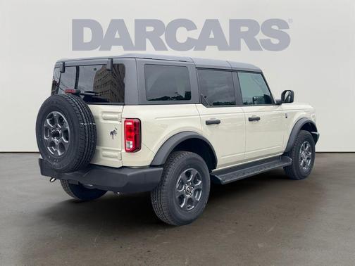 Desert Sand 2026 Ford Bronco Big Bend