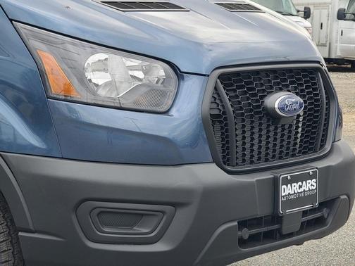 2025 Ford Transit-350 XL