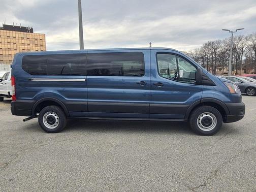 2025 Ford Transit-350 XL