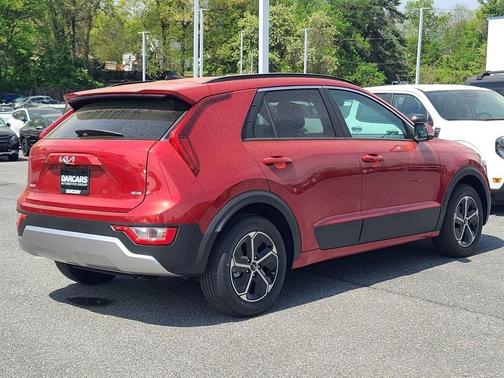 2025 Kia Niro EX