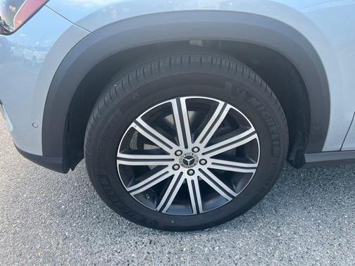 Silver 2025 Mercedes-Benz GLE 350 Base 4MATIC
