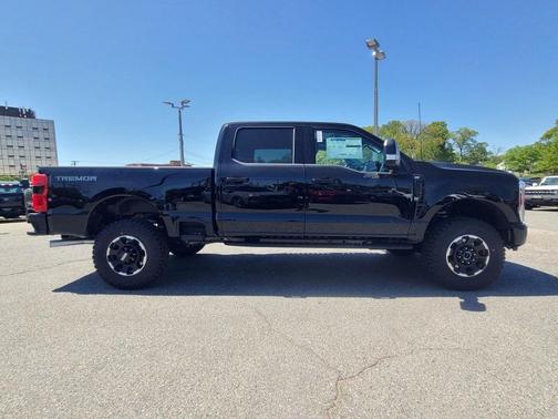 2025 Ford F-350 XLT