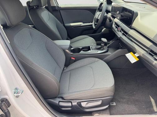 Snow White Pearl 2026 Kia K4