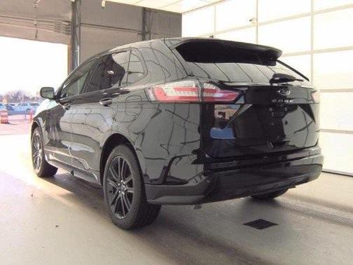 2022 Ford Edge ST Line