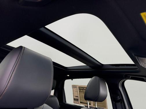 Platinum Quartz Metallic 2024 Mazda CX-90 PHEV Premium Plus
