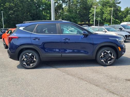 2025 Kia Seltos EX