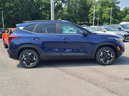 2025 Kia Seltos EX