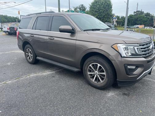 Stone Gray Metallic 2019 Ford Expedition XLT