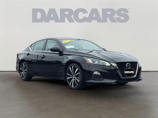 Black 2019 Nissan Altima 2.5 SR