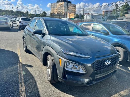 2021 Hyundai KONA SE