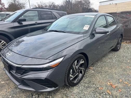 2024 Hyundai ELANTRA HEV Limited