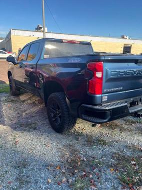 Northsky Blue Metallic 2022 Chevrolet Silverado 1500 Custom Trail Boss
