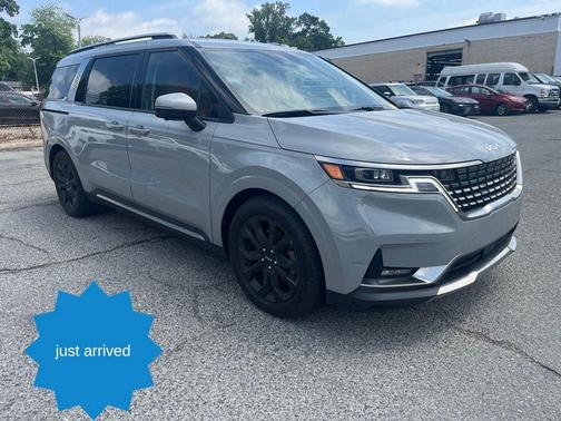 Ceramic Silver 2024 Kia Carnival SX Prestige