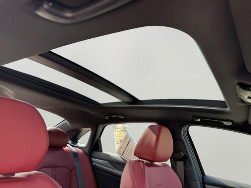 Aurora Black Pearl 2026 Kia K5 GT-Line