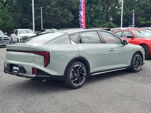 2025 Kia K4 GT-Line