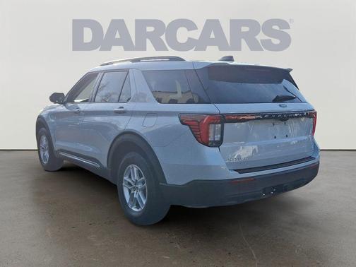 White Metallic 2025 Ford Explorer Active