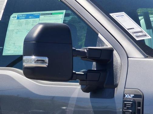 2025 Ford F-350 XLT