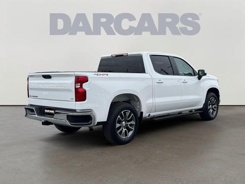 Summit White 2025 Chevrolet Silverado 1500 LT