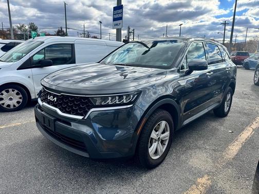 2023 Kia Sorento LX