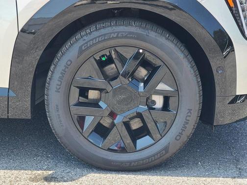 2026 Kia EV9 Land