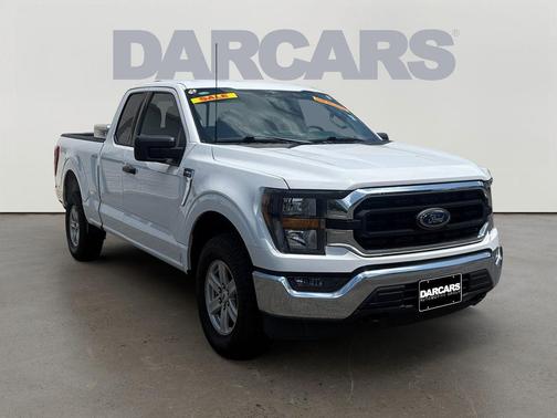 Oxford White 2023 Ford F-150 XLT