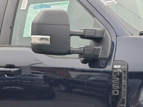 2025 Ford F-250 XLT