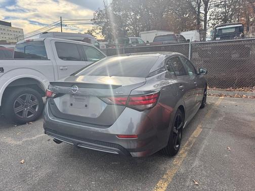 2021 Nissan Sentra SR