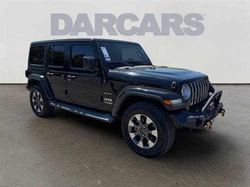 Black Clearcoat 2018 Jeep Wrangler Unlimited Sahara