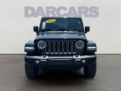 Black Clearcoat 2018 Jeep Wrangler Unlimited Sahara