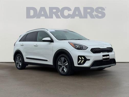 Snow White Pearl 2022 Kia Niro LXS