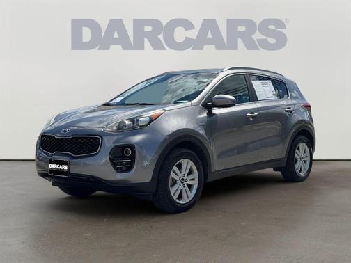 Mineral Silver 2018 Kia Sportage LX