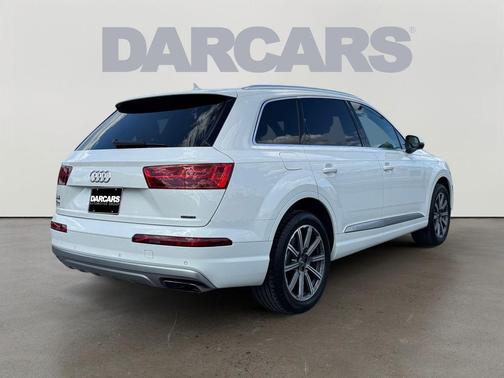 Carrara White 2019 Audi Q7 45 Premium Plus