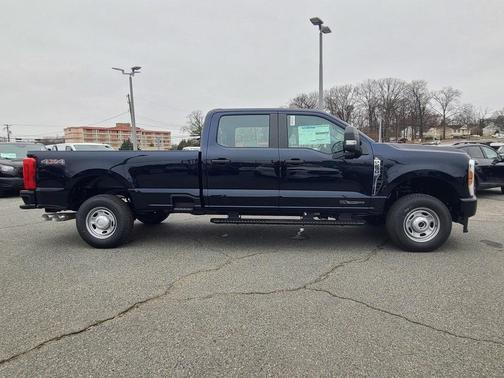 2025 Ford F-250 XL