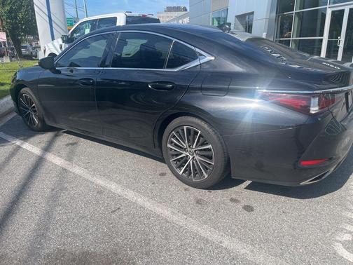Caviar 2024 Lexus ES 350 350