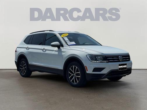 Pure White 2021 Volkswagen Tiguan 2.0T SE