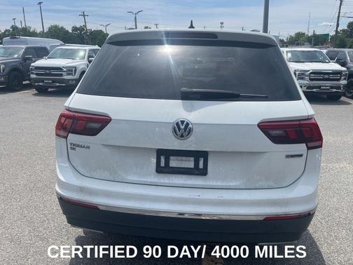 Pure White 2021 Volkswagen Tiguan 2.0T SE