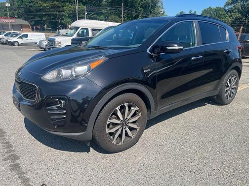 Black Cherry 2018 Kia Sportage EX