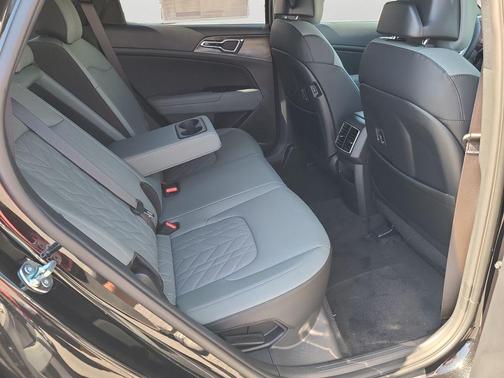 2025 Kia Sportage Plug-In Hybrid X-Line Prestige