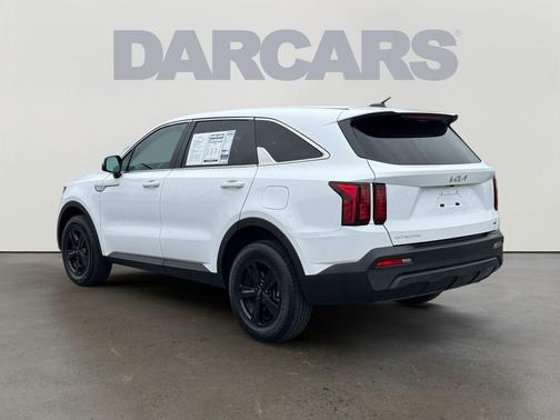 Glacial White Pearl 2023 Kia Sorento LX