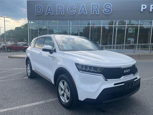 Glacial White Pearl 2023 Kia Sorento LX