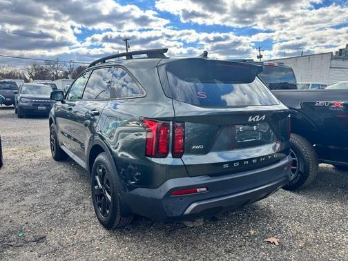 2022 Kia Sorento S
