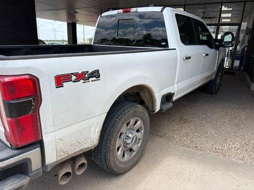 STAR WHITE 2026 Ford F-350 LARIAT SUPER DUTY