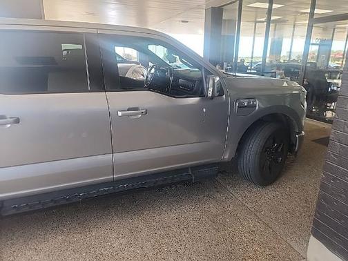 ICONIC SILVER METALLIC 2022 Ford F-150 LARIAT