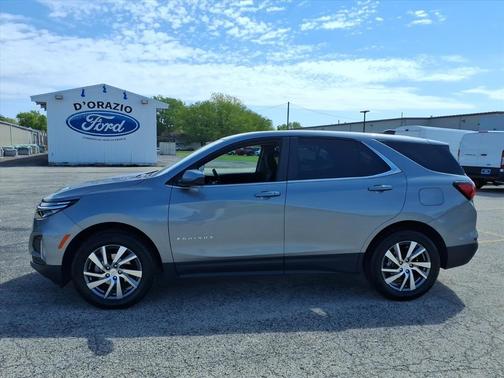 Sterling Gray Metallic 2024 Chevrolet Equinox 1LT